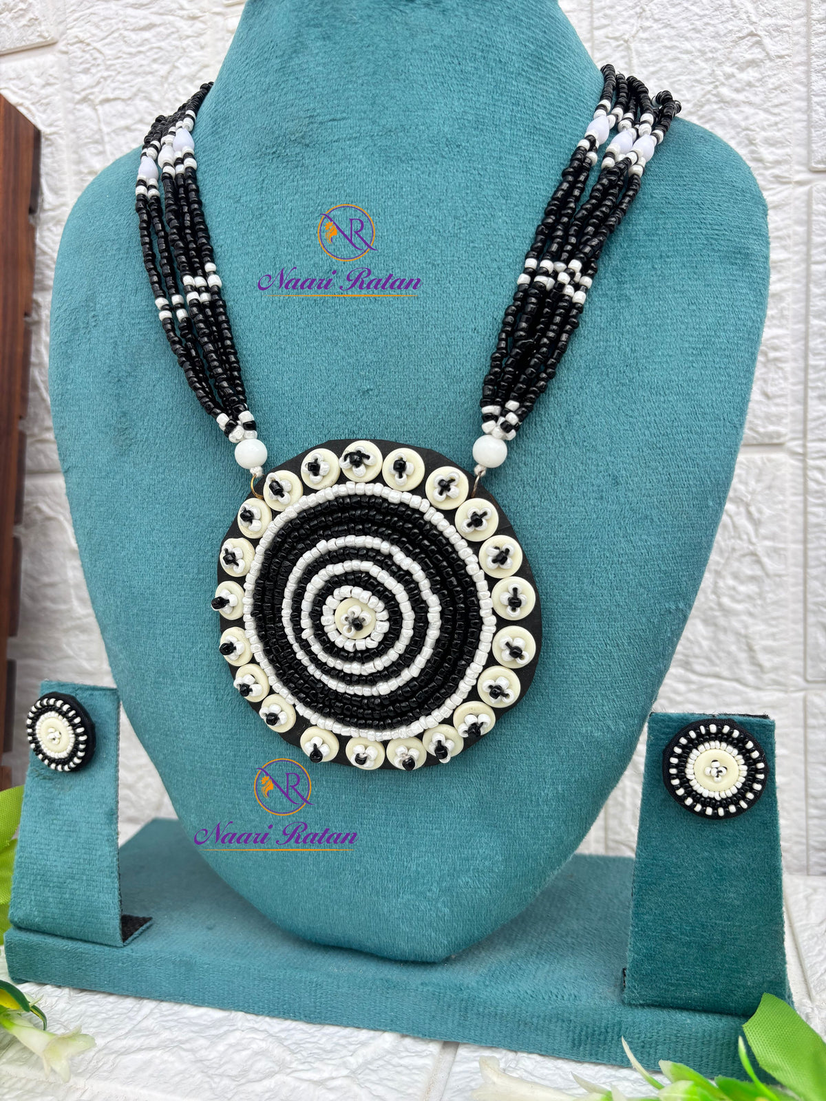 Kutchi Motira Neckpiece 02 Naari Ratan - close up view with  earrings