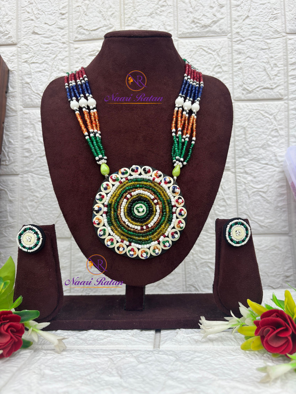 Kutchi Motira Neckpiece 05 Naari Ratan - multicolor beadwork necklace with floral mandala pendant Close up View