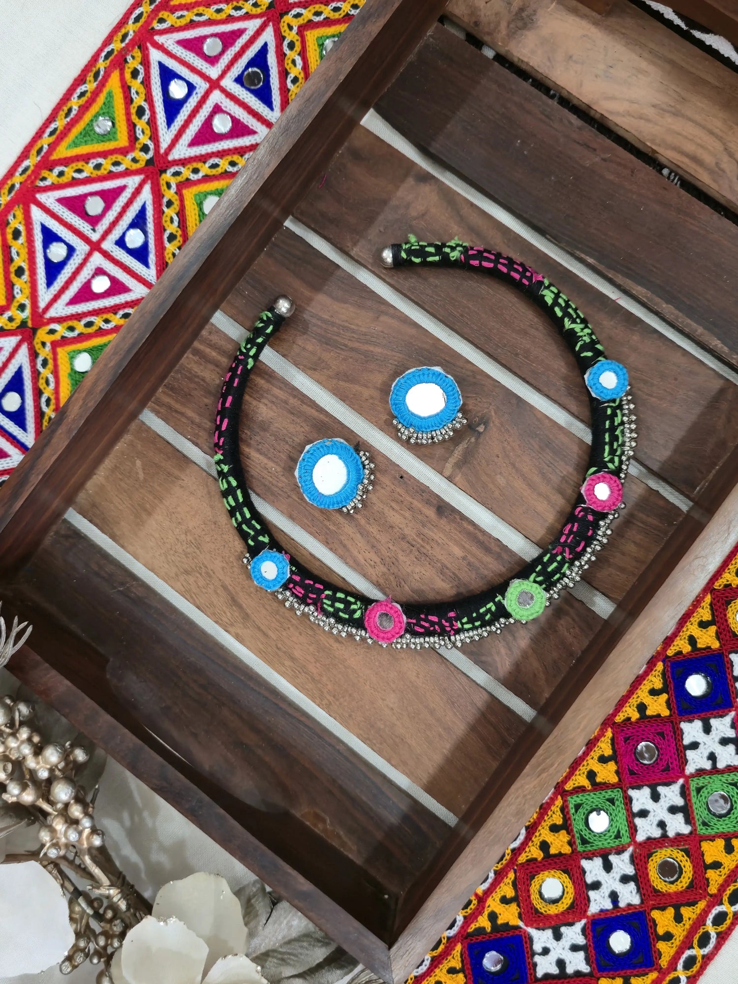 Navratri Hansli NH02 with matching earrings by Naari Ratan