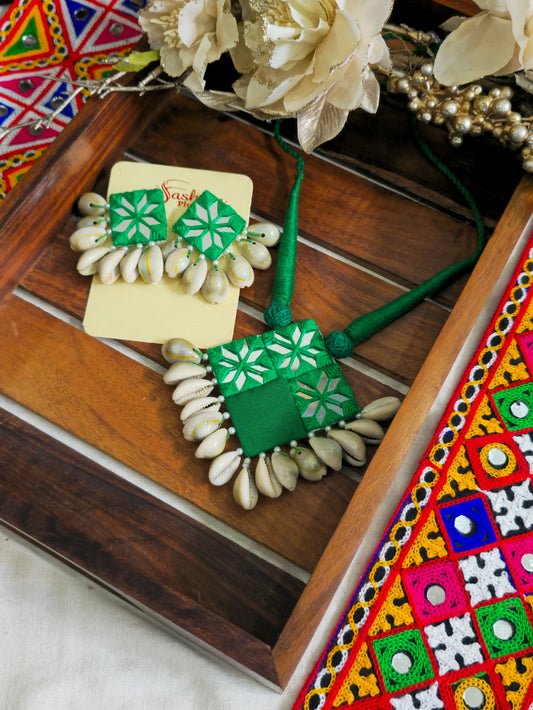 Navratri Necklace Set NNS11 by Naari Ratan