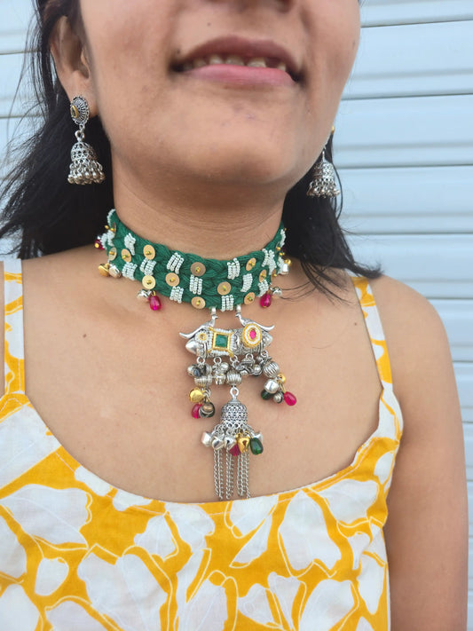 Rangeeli Layered Neckpiece NNS62 - Handcrafted braided choker with statement pendant by Naari Ratan Close up view